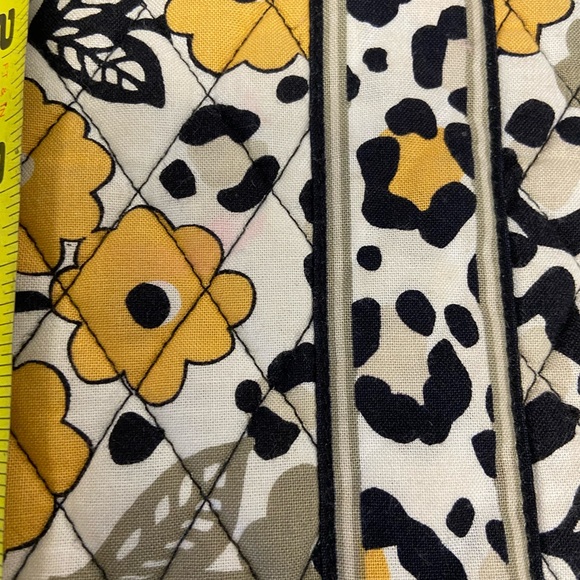 Vera Bradley Floral & Cheetah Print Quilted IPad or Tablet Case - Picture 9 of 11